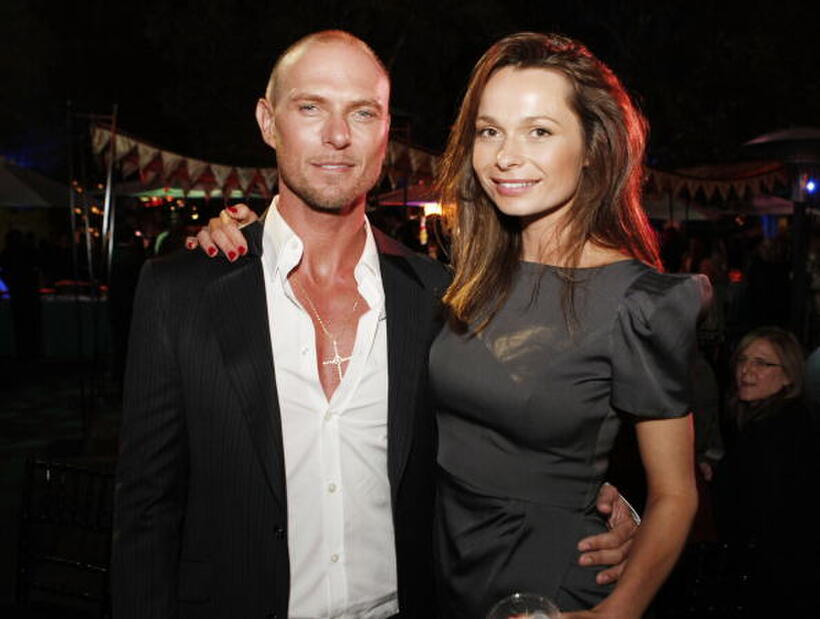 Luke Goss and Anna Walton at the premiere of "Hellboy II: The Golden Army."