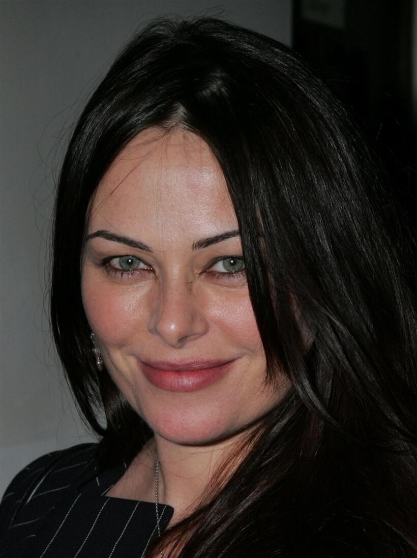 Polly Walker at the Annual Pre-Golden Globe Reception.