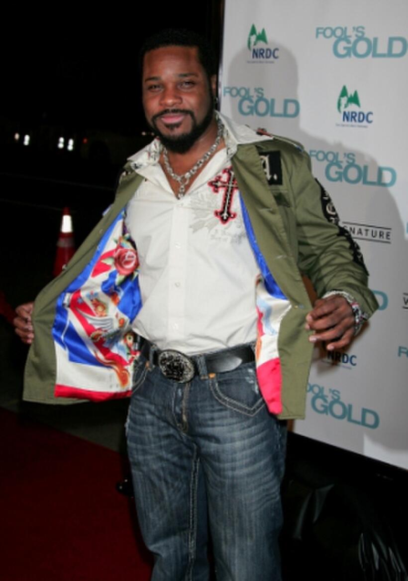 Malcolm-Jamal Warner at the premiere of "Fool's Gold."
