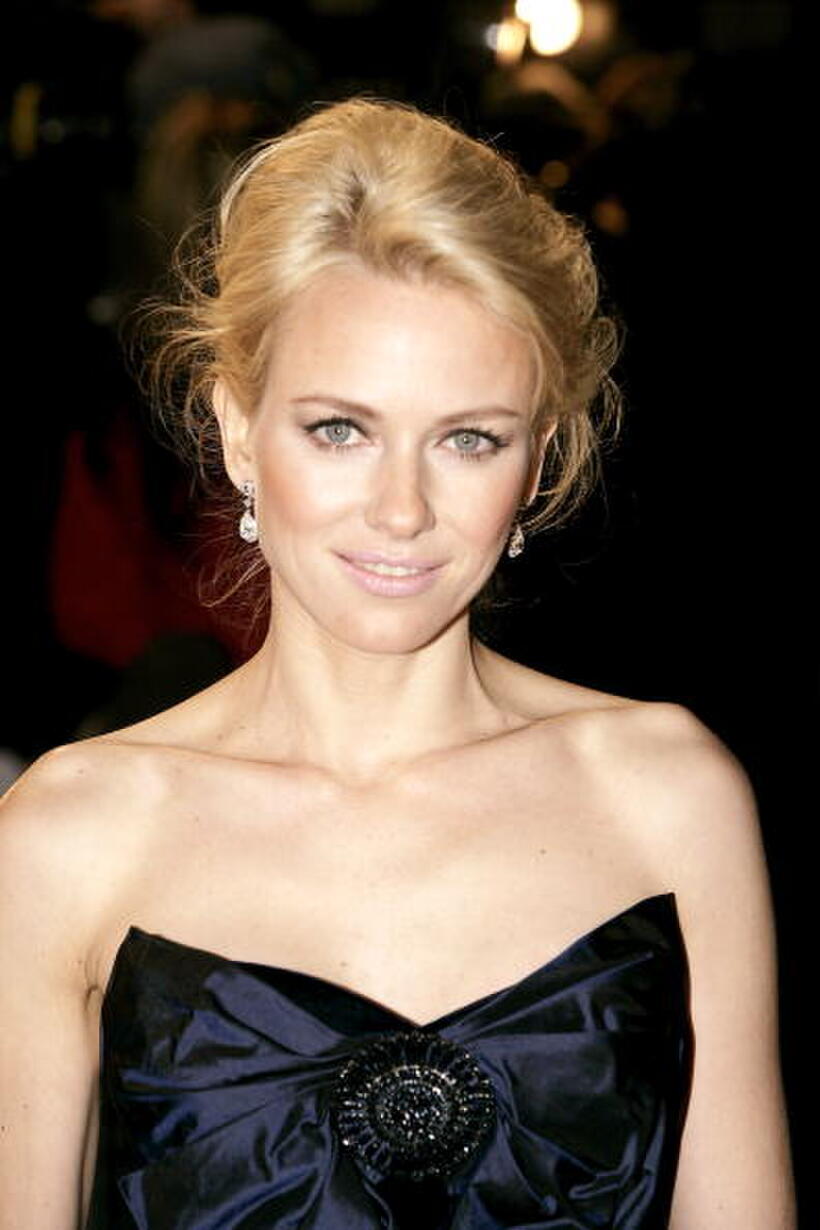 Naomi Watts at the "King Kong" UK Premiere. 