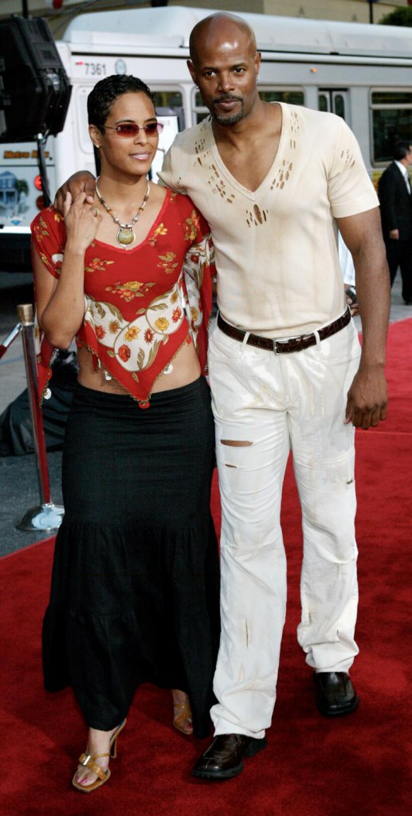 Keenan Ivory Wayans and his wife at the film premiere of "Juwanna Mann".