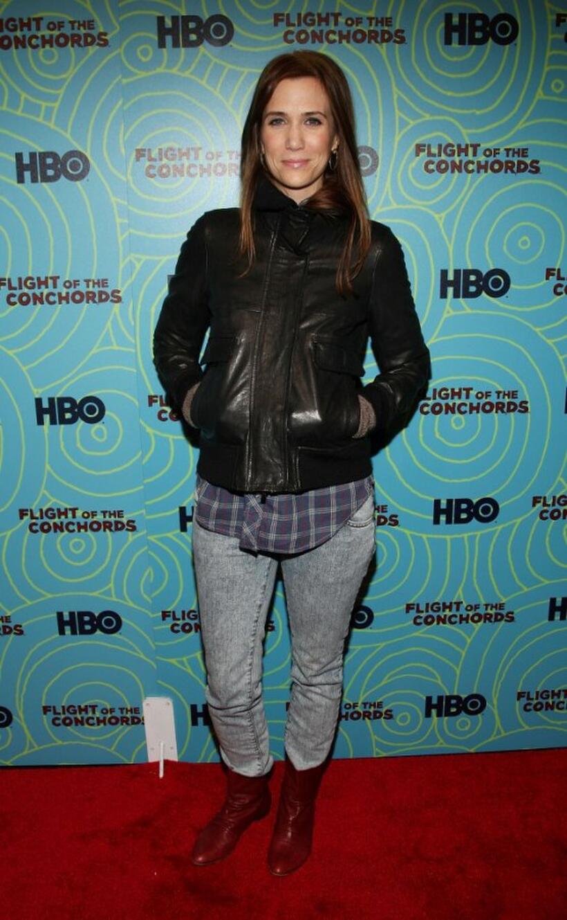 Kristen Wiig at the "Flight of the Conchords" season 2 viewing party.