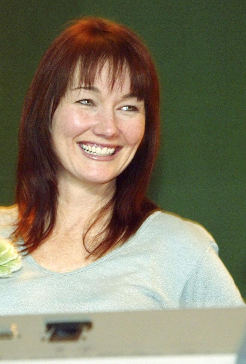 Lari White at the tenth anniversary of T.J. Martell Foundation's "Country In The Rockies."