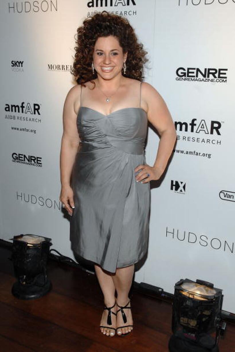 Marissa Jaret Winokur at the 9th Annual amfAR Honoring With Pride Celebration.