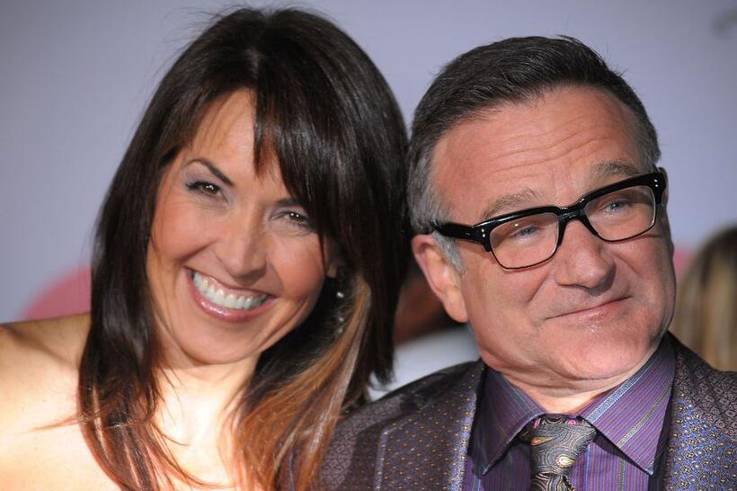 Susan Schneider and Robin Williams at the California premiere of "Old Dogs."