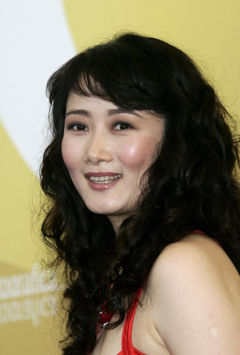 Zhao Tao at the photocall to promote "Still Life" (Sanxia Haoren) during the 63rd Venice Film Festival.