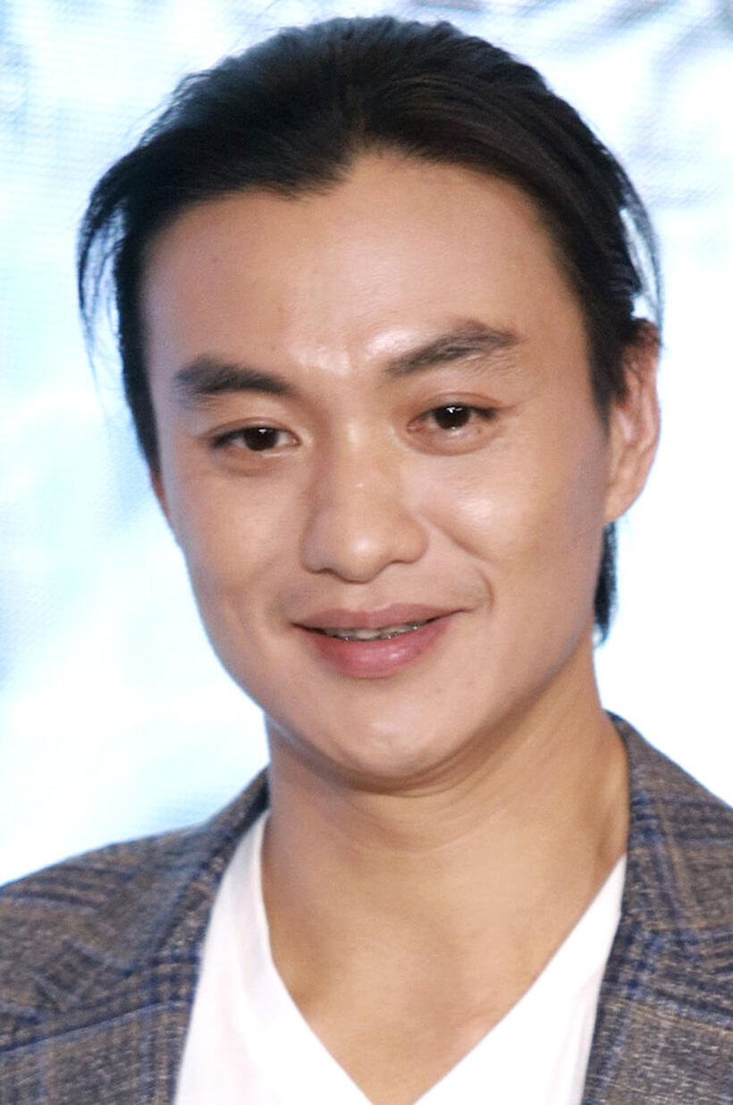 Zhou Yiwei at a press conference for the TV series "Entrepreneurial Age" in Shanghai. 