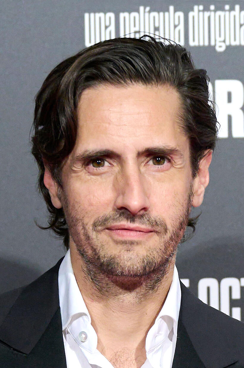 Juan Diego Botto at the premiere of "En Los Margenes" in Madrid.