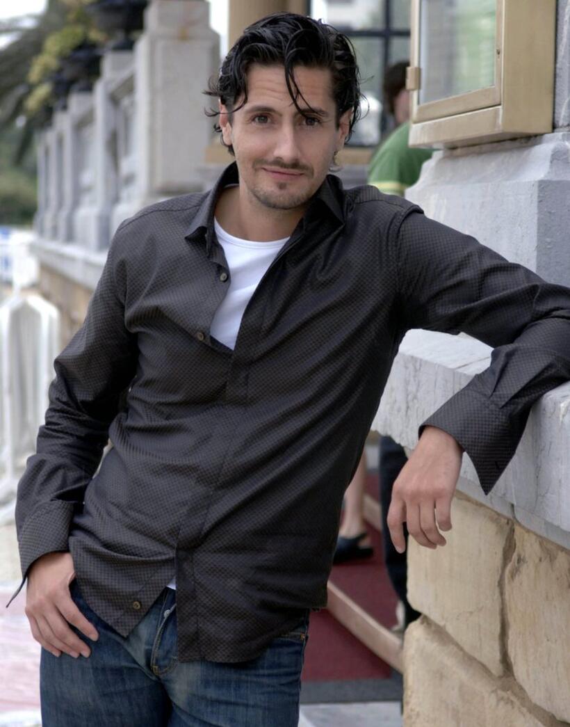 Juan Diego Botto at the promotion of "Vete de mi" during the San Sebastian Film Festival.