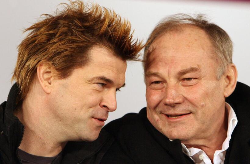 Klaus Maria Brandauer and Campino at a press conference about their musical theatre piece "The Threepenny Opera".