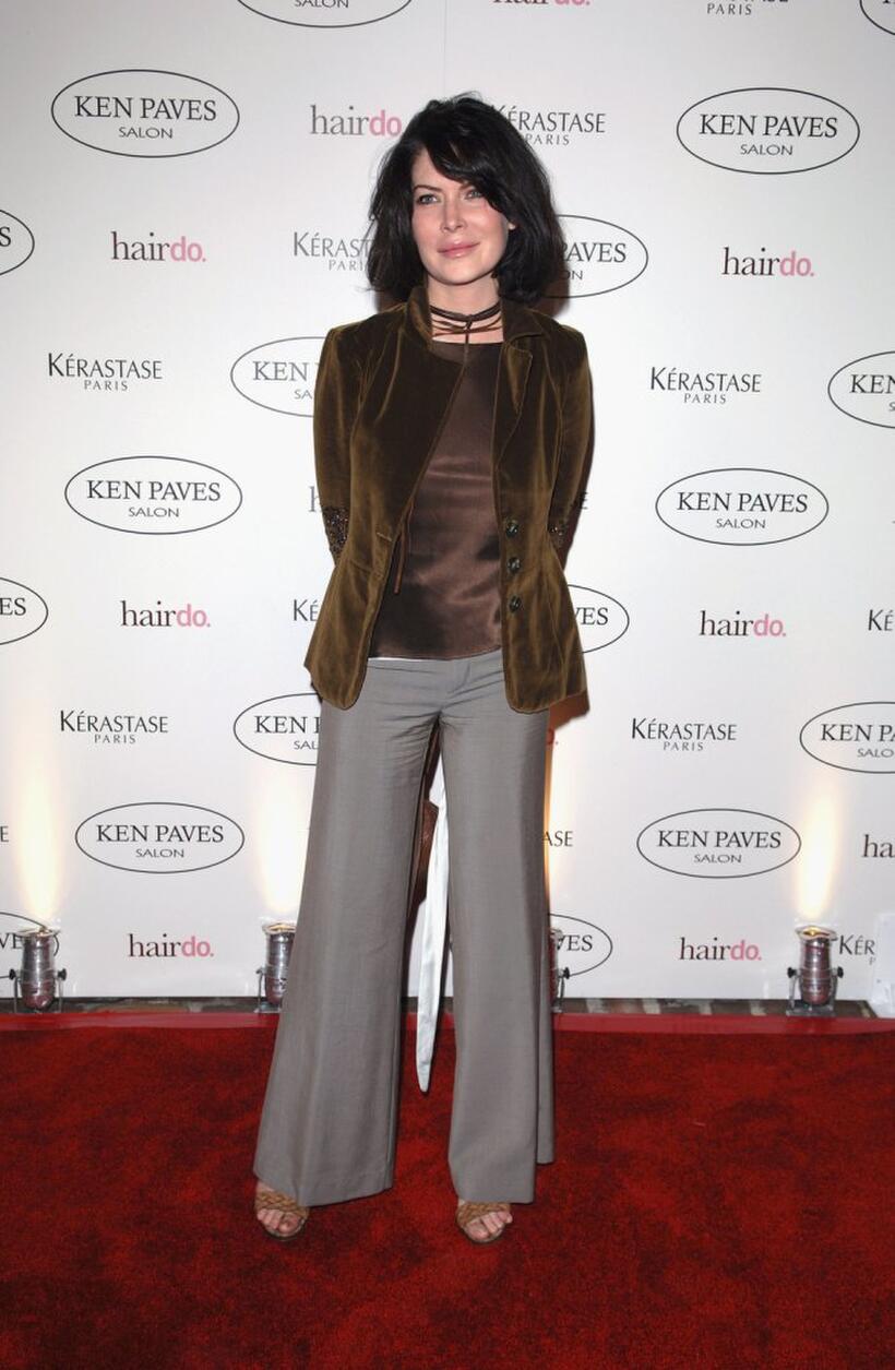 Lara Flynn Boyle at the opening of Ken Paves new hair salon.