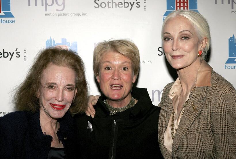 Helen Gurley Brown, Anne Mai and Carmen Dell'Orefice at the auction of photographer Francesco Scavullo's work benefiting Fountain House.