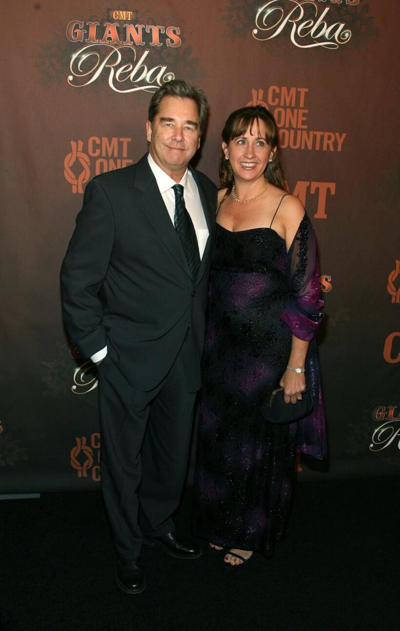 Beau Bridges and wife Wendy Treece Bridges at the CMT Giants honoring Reba McEntire.