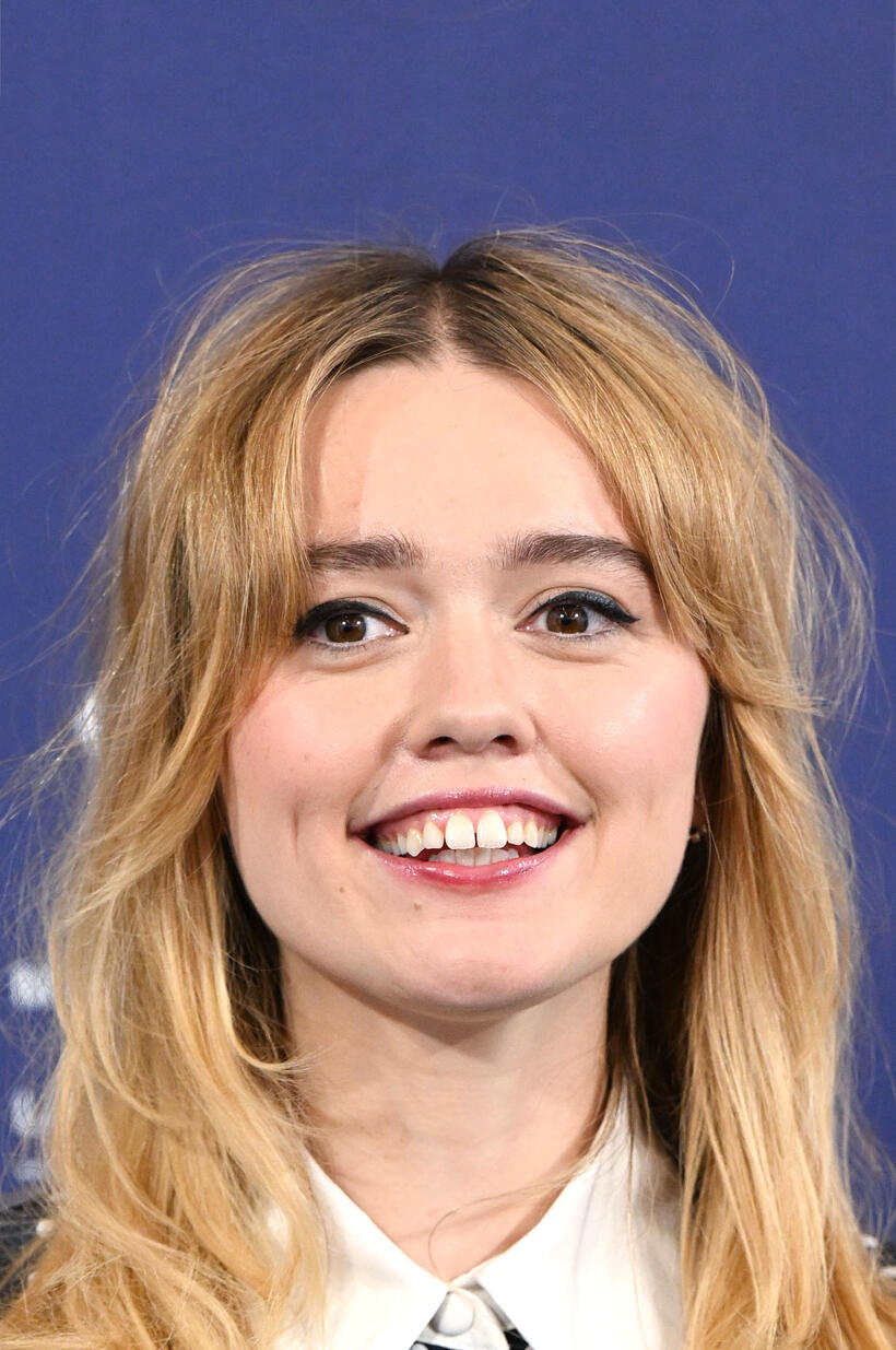 Aimee Lou wood at the photocall for "Living" during the 79th Venice International Film Festival.
