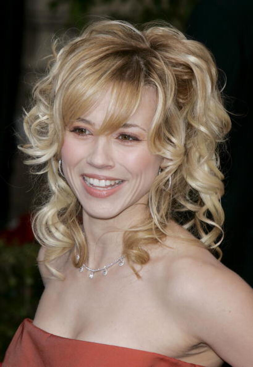 Linda Cardellini at the 12th Annual Screen Actors Guild Awards.