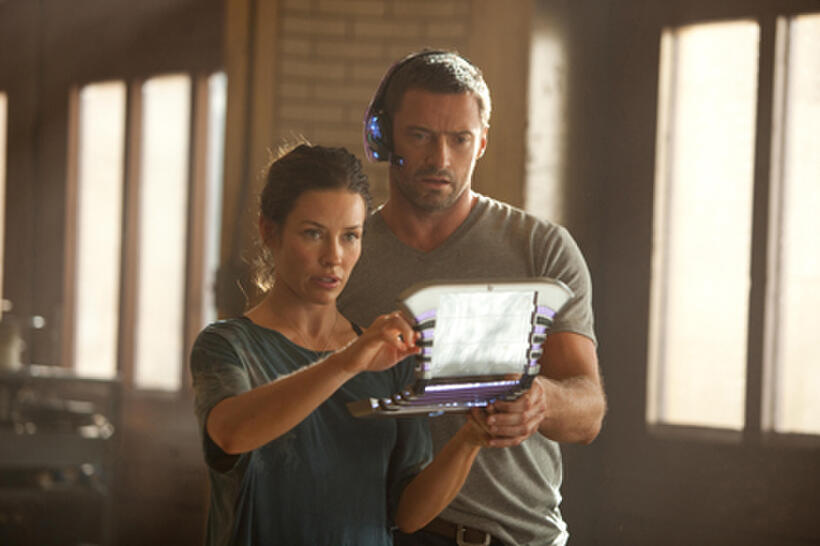 Evangeline Lilly as Bailey Tallet and Hugh Jackman as Charlie Kenton in ``Real Steel.''
