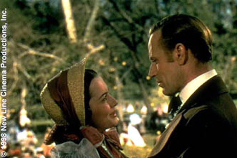 Olivia de Havilland as Melanie Hamilton and Leslie Howard as Ashley Wilkes in ``Gone with the Wind.''