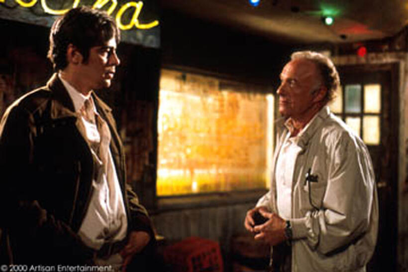 Benicio Del Toro as Longbaugh and James Caan as Sarno in "The Way of the Gun."