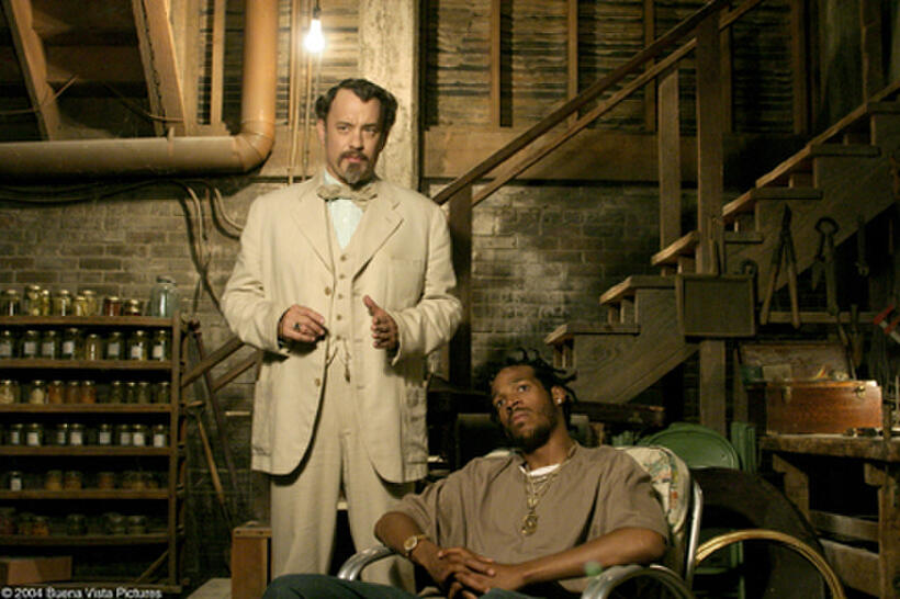 Goldthwait Higginson Dorr, Ph.D. (Tom Hanks) calls himself a professor, but in reality, he, along with "inside man" Gawain (Marlon Wayans), is planning the heist of the century in "The Ladykillers."