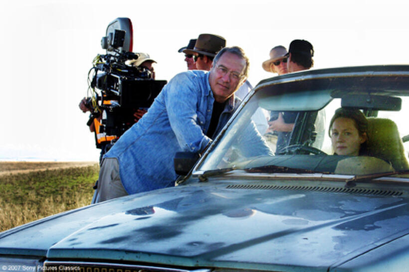 On the set of the film "Jindabyne."