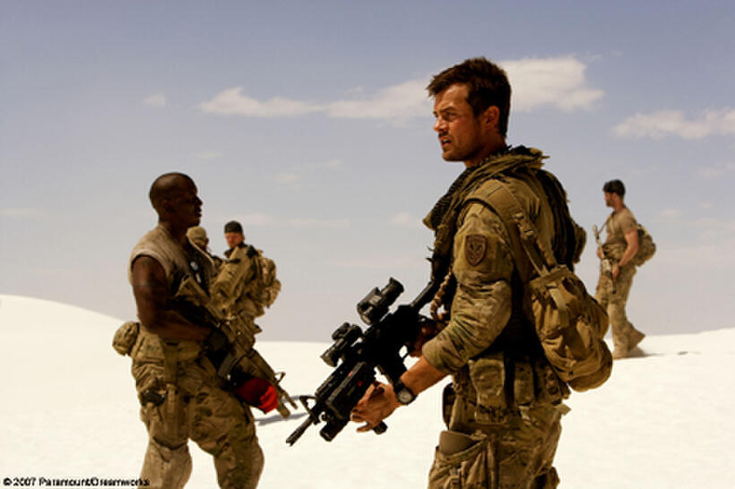 USAF Master Sgt. Epps (Tyrese Gibson) and Captain Lennox (Josh Duhamel) on patrol in Qatar in "Transformers."