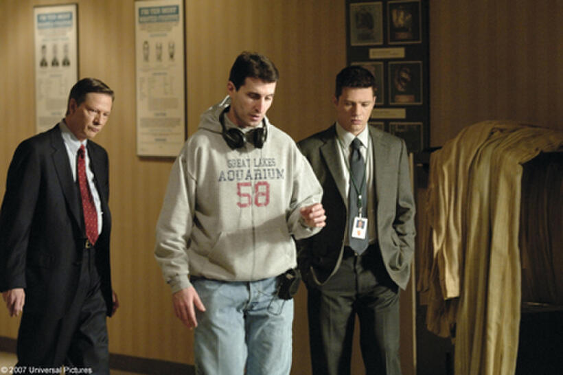 Chris Cooper, director Billy Ray and Ryan Phillippe on the set of "Breach."