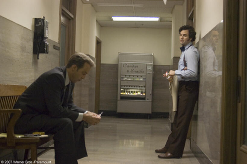 Anthony Edwards and Mark Ruffalo in "Zodiac."