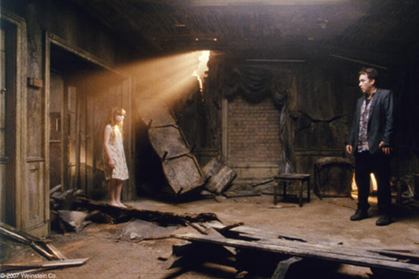 John Cusack in "1408."