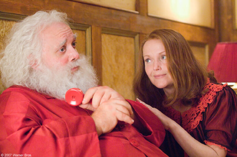 Paul Giamatti and Miranda Richardson in "Fred Claus."