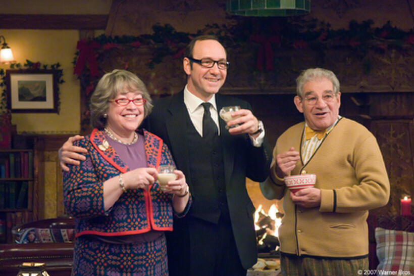Kathy Bates, Kevin Spacey and Trevor Peacock in "Fred Claus."