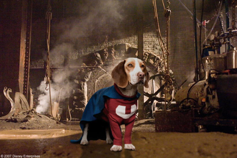 A scene from the film "Underdog."