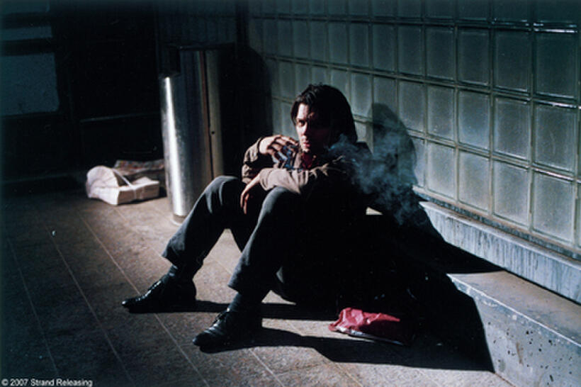 A scene from "Lights in the Dusk."