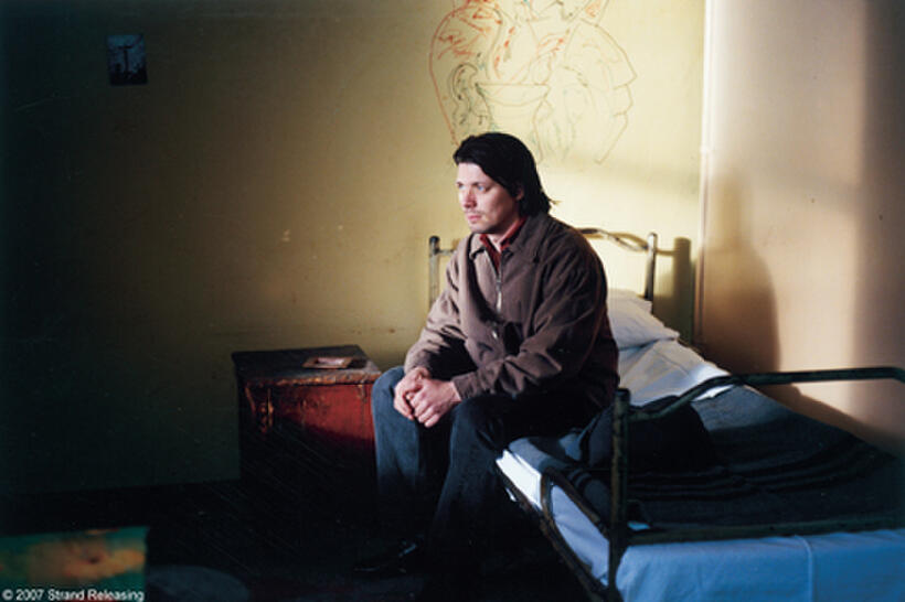 A scene from "Lights in the Dusk."