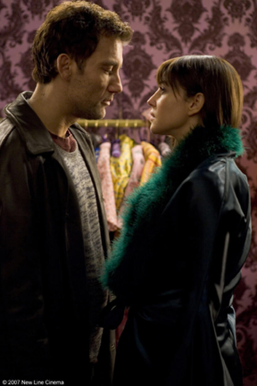 Clive Owen and Monica Bellucci in "Shoot 'Em Up."