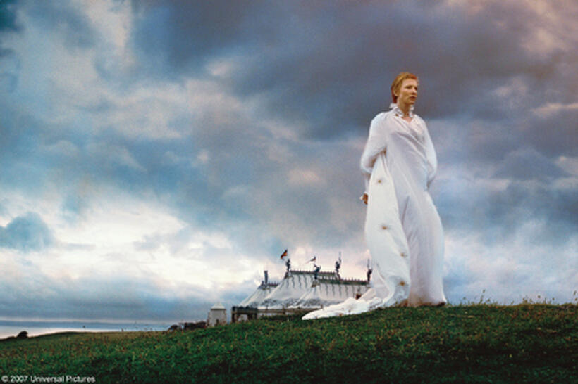 A scene from the film "Elizabeth: The Golden Age."