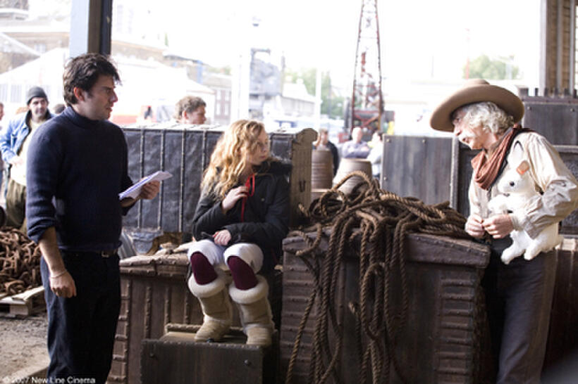 Director Chris Weitz, Dakota Blue Richards and Sam Elliott in "The Golden Compass."