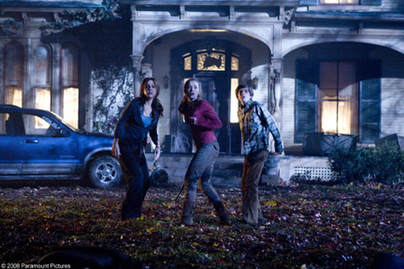 Freddie Highmore and Sarah Bolger in "The Spiderwick Chronicles."