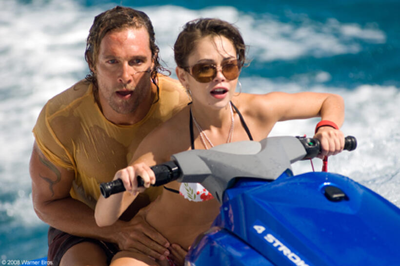 Matthew McConaughey and Alexis Dziena in "Fool's Gold."