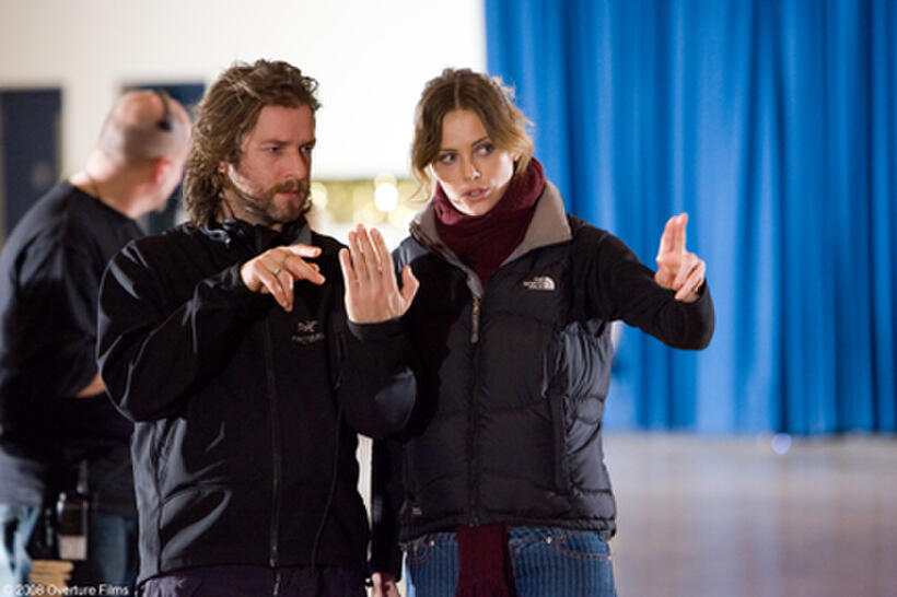 Director William Maher and Charlize Theron on the set of "Sleepwalking."