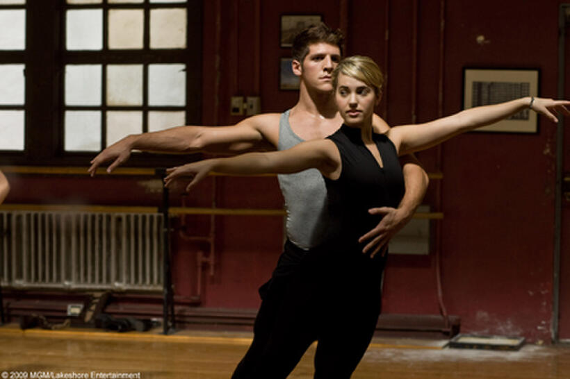 Jeremy Hudson as Jeremy and Kherington Payne as Alice in "Fame."