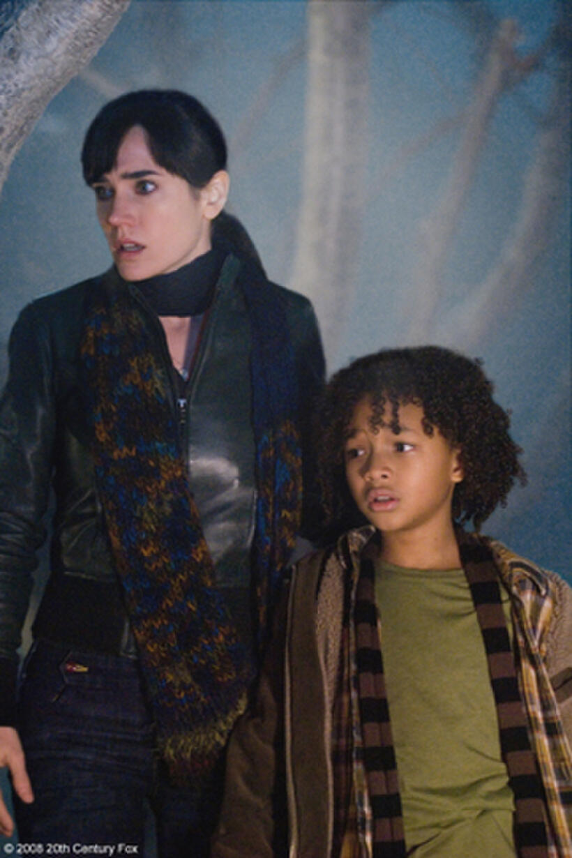 Jennifer Connelly as Dr. Helen Benson and Jaden Smith as Jacob in "The Day the Earth Stood Still."