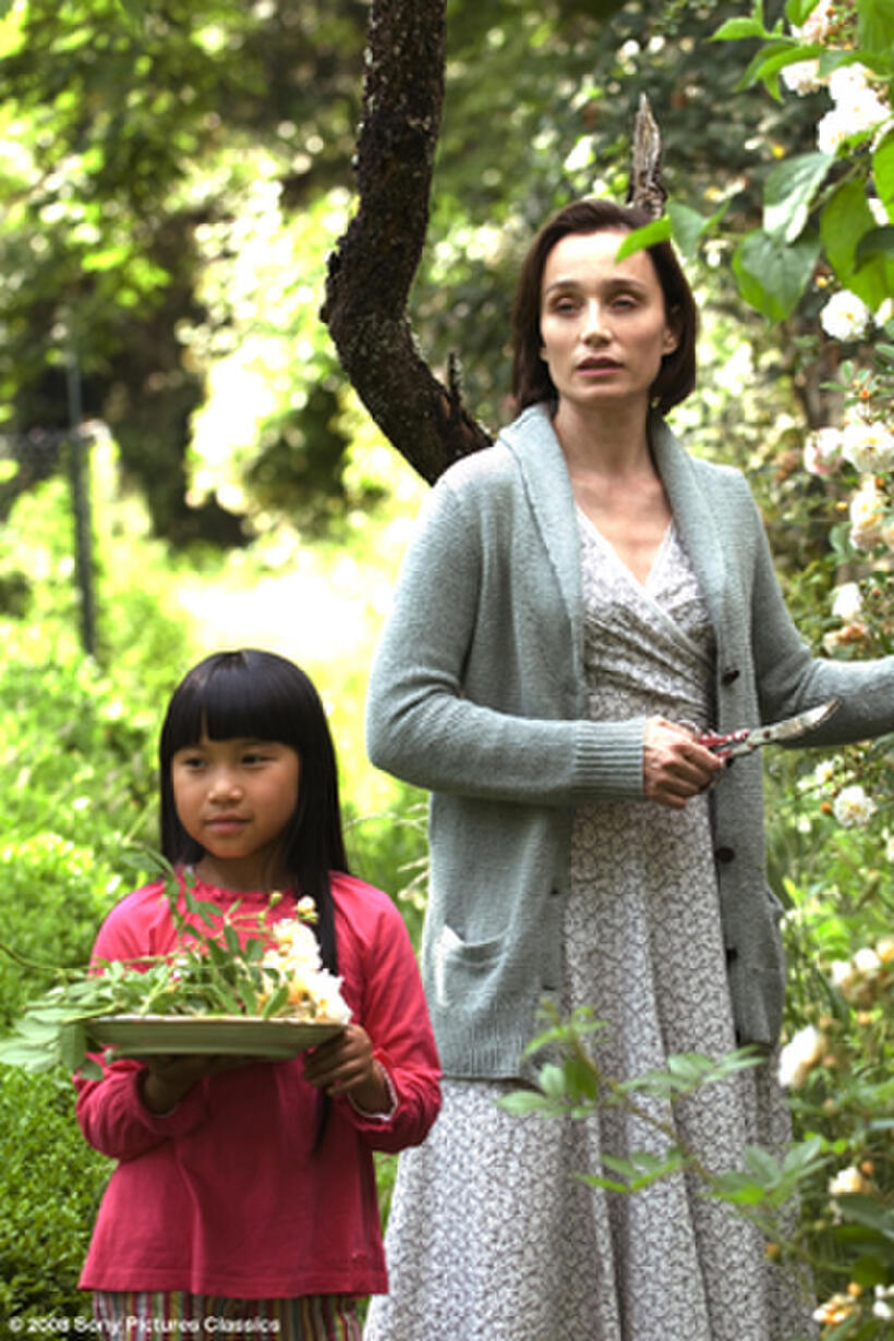 Lise Segur as P'tit Lys, Kristin Scott Thomas as Juliette in "I've Loved You So Long."
