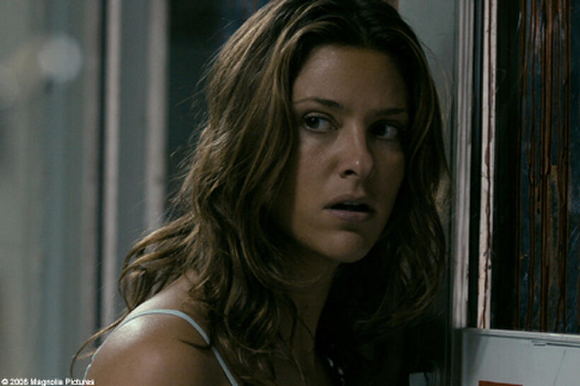 Jill Wagner as Polly in "Splinter."