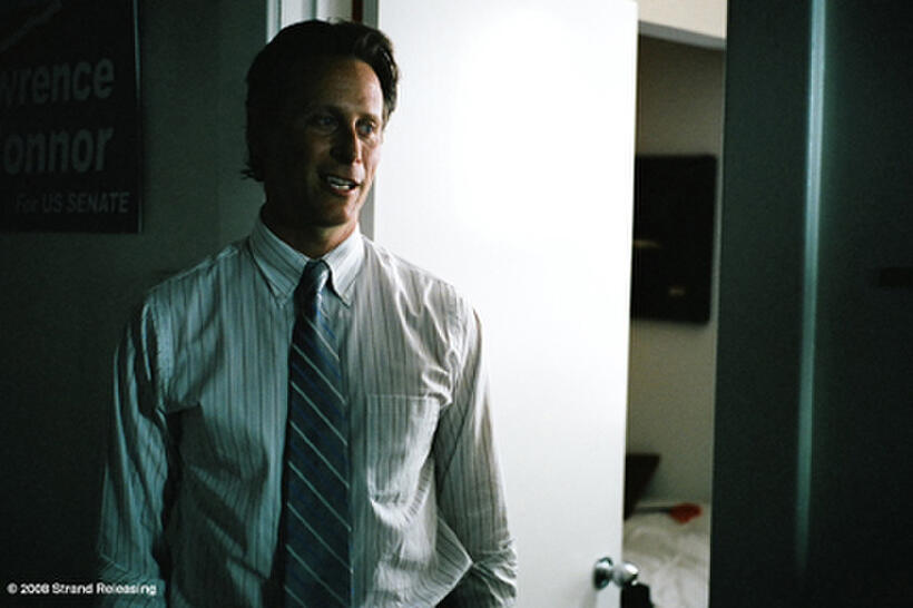 Steven Webber as Lawrence Connor and Alex Linz as Owen in "Choose Connor."