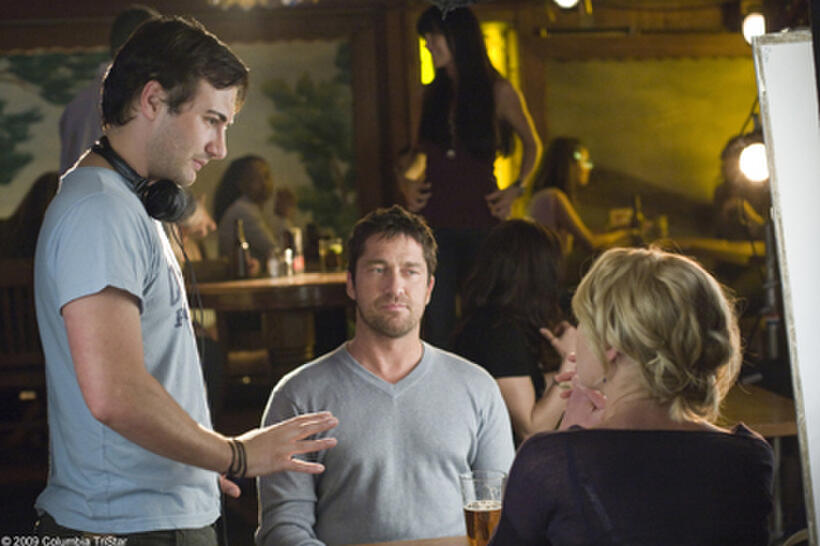 Director Robert Luketic, Gerard Butler and Katherine Heigl on the set of "The Ugly Truth."