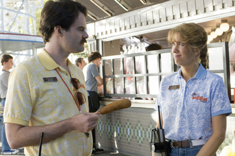 Bill Hader as Bobby and Kristen Wiig as Paulette in "Adventureland."