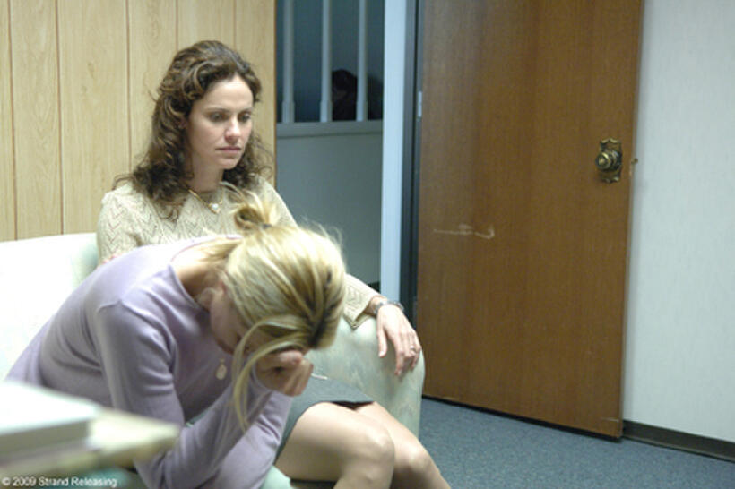 Maria Bello as Nancy and Amy Brenneman as Carol in "Downloading Nancy."