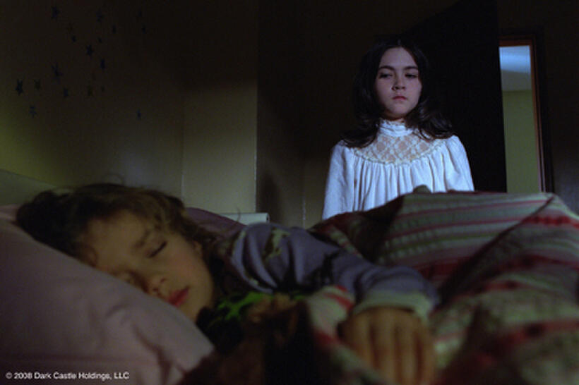 Aryana Engineer as Max and Isabelle Fuhrman as Esther in "Orphan."
