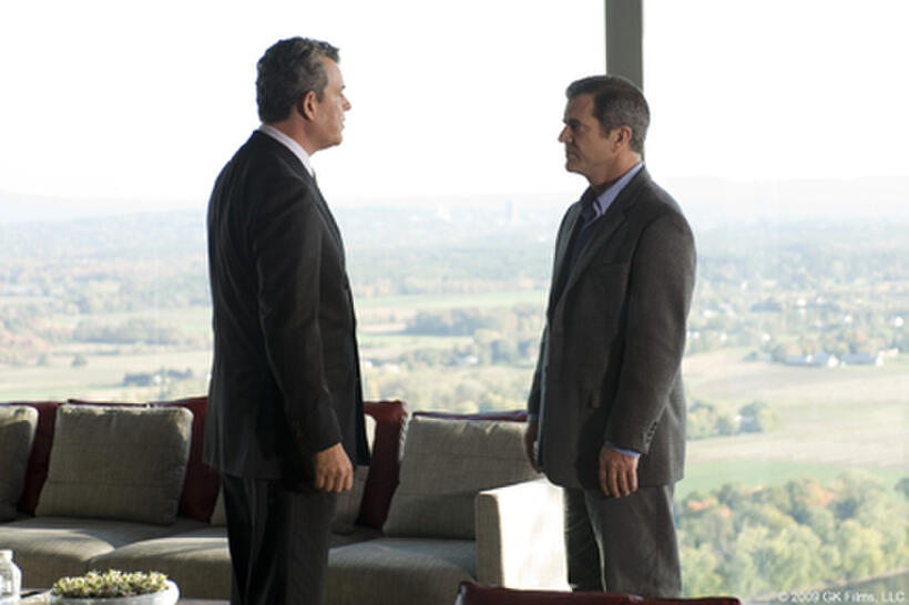 Danny Huston as Jack Bennett and Mel Gibson as Thomas Craven in "Edge of Darkness."