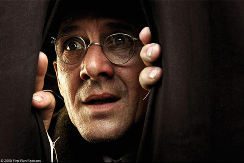 Ulrich Muhe as Prof. Gr?nbaum in "My Fuhrer."
